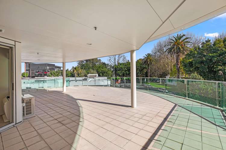 202/6 Durham Street (Kingsview Apartments) Tauranga Central_2
