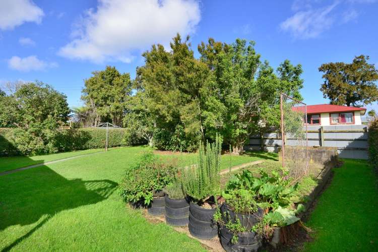 26 Taipari Road Te Atatu Peninsula_18