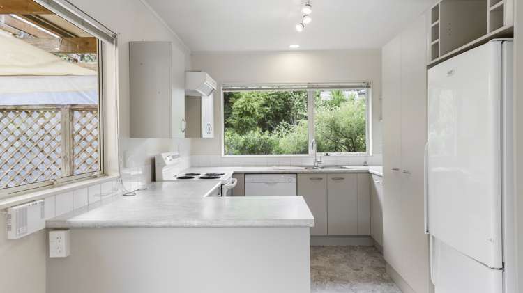 1/15 Mably Court Stanmore Bay_5