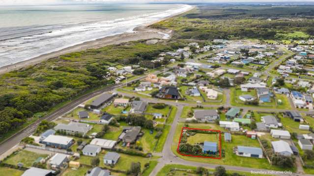 5 Mahuri Street Himatangi Beach_1