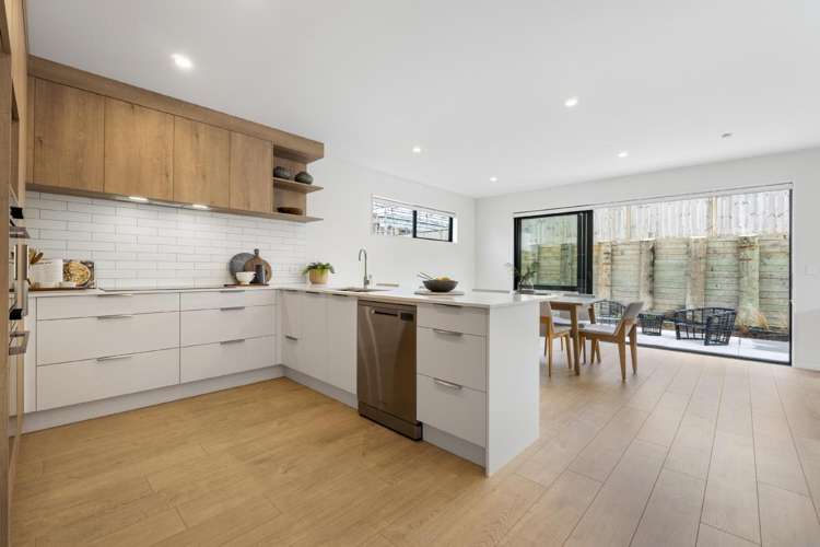 3 Kakahi Road Beachlands_11