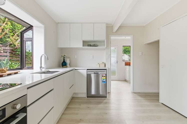 2/14 Galloway Crescent Farm Cove_6