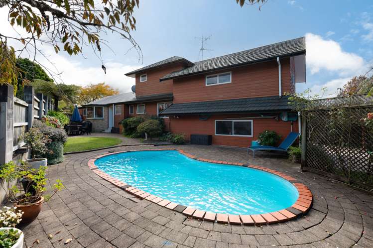 37 Amanda Avenue Dinsdale_1