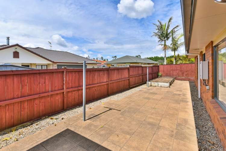 16 Greta Banks Place Wattle Downs_12