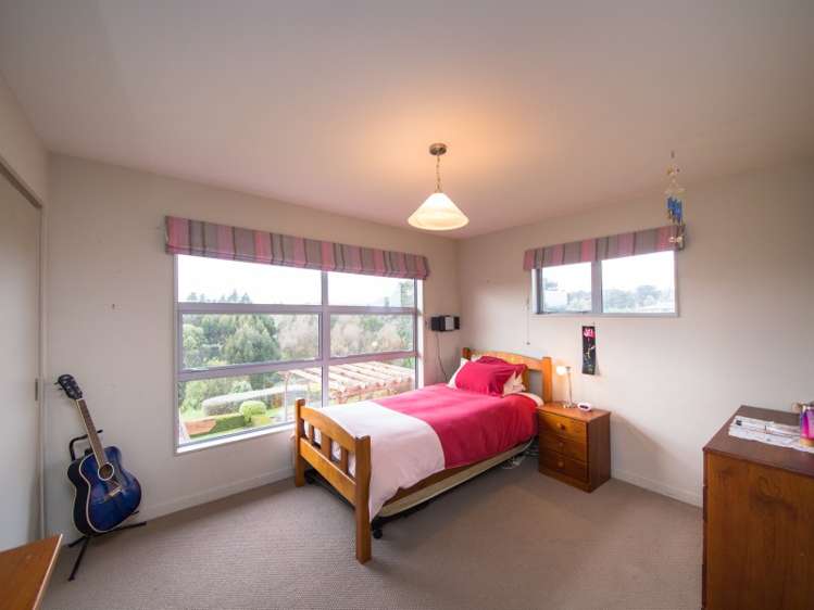 8 Branksome Place Aokautere_12