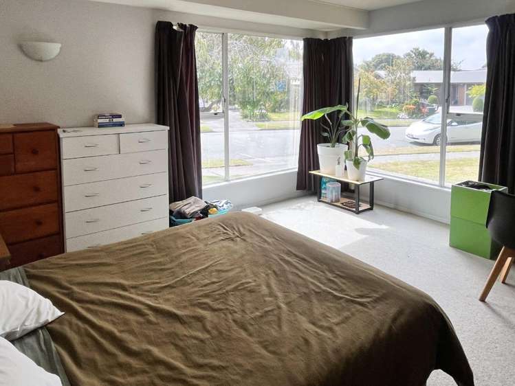 8 Cardinal Drive Hillmorton_7