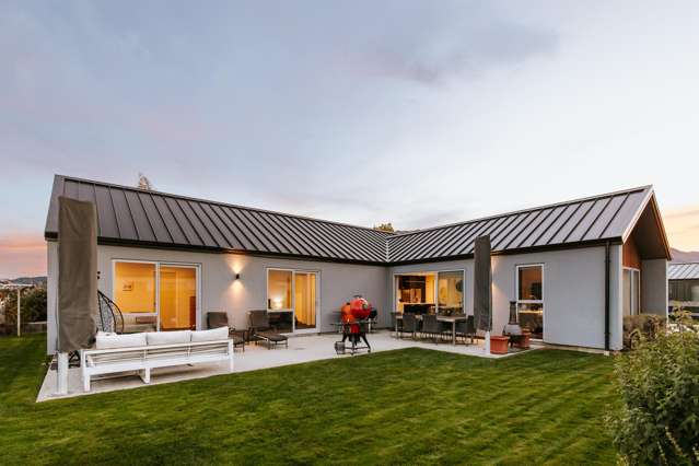 8 McDonald Street Wanaka_2
