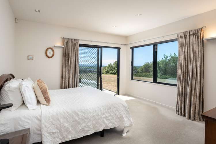 121 Marlborough Ridge Drive Fairhall_9