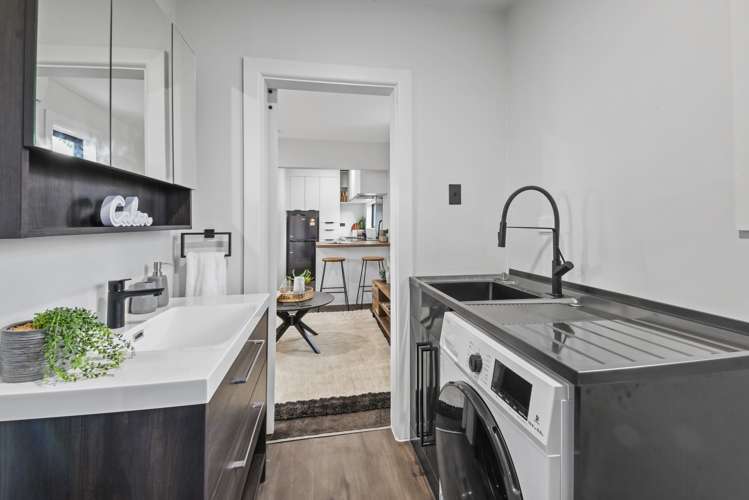 50a Coopers Road Dallington_14