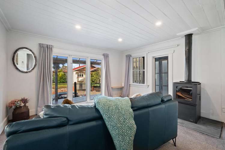 2 Ripon Street Lyttelton_14