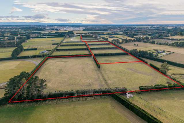 Two private 4ha lots best location in West Melton