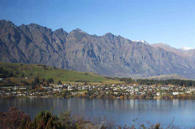 6 Earnslaw Terrace Queenstown_25