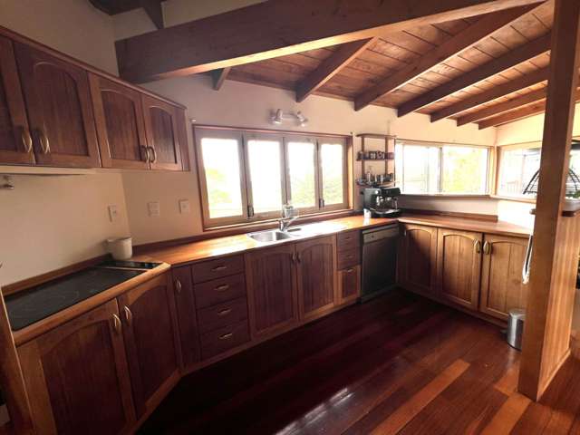 111 Constable Road Muriwai_1