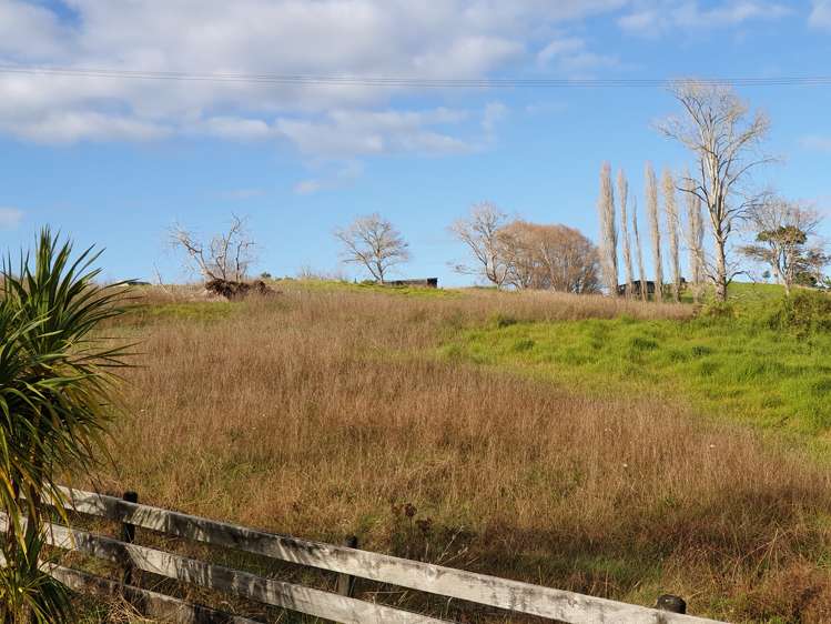 42 Jumna Road Maungaturoto_13