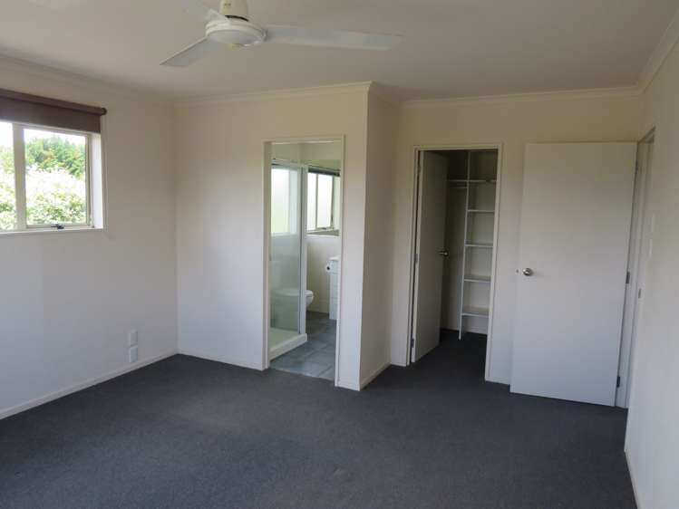 62 Blackwood Drive Wattle Downs_12