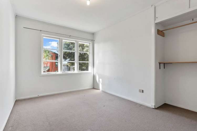 31 Paton Avenue Te Atatu South_6