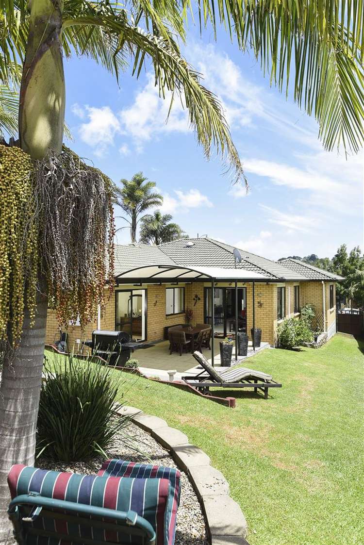 16 Leafield Crescent Henderson_18