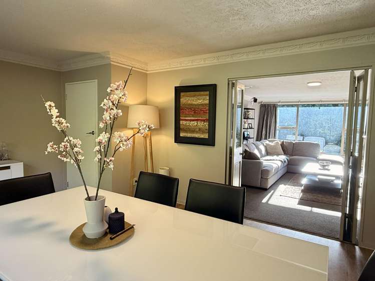 75 Oreti Road Otatara_13