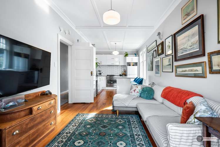 24 Collins Street Petone_12