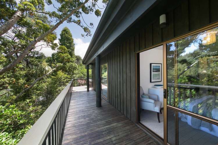 8 Takahe Road Titirangi_3