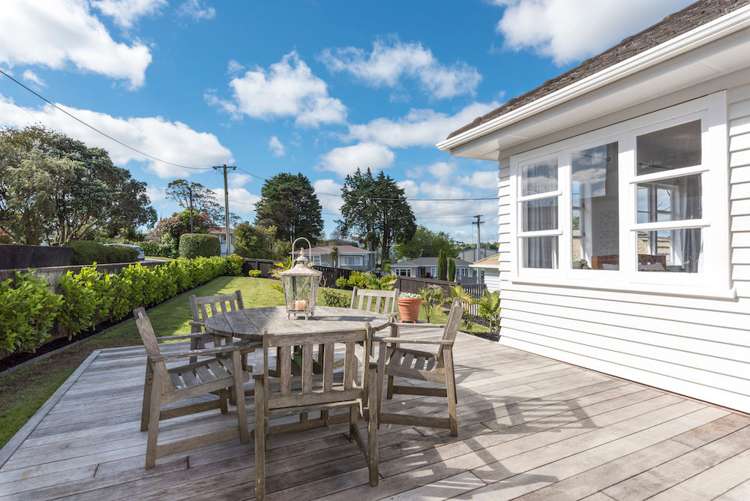 3 Celsmere Lane Te Atatu Peninsula_1