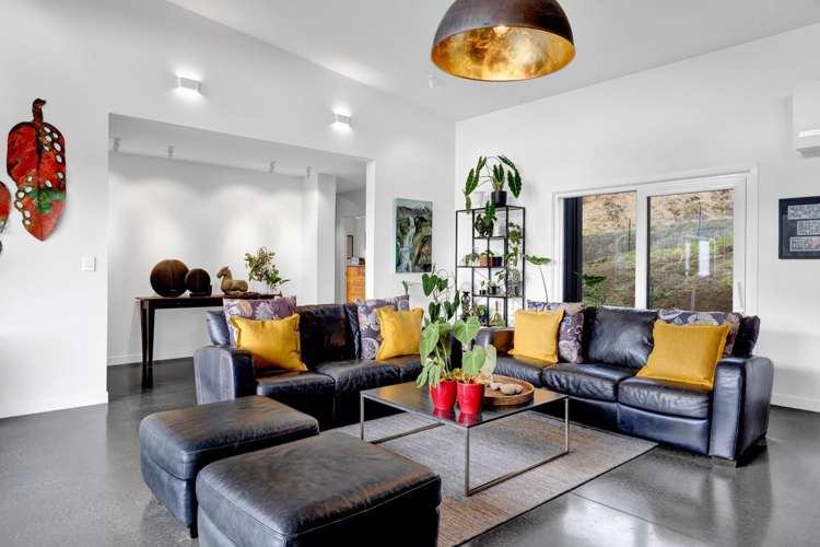 21 Washer Road Omata_12