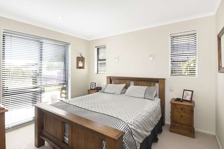 1 Mary Newton Place Brightwater_13