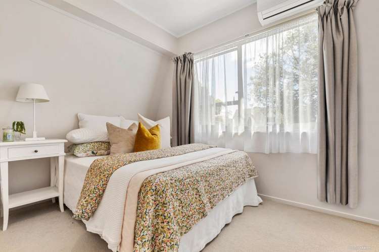 2/3 Regia Close Half Moon Bay_10