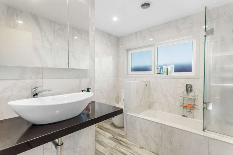 1/1 Broadview Place Howick_10