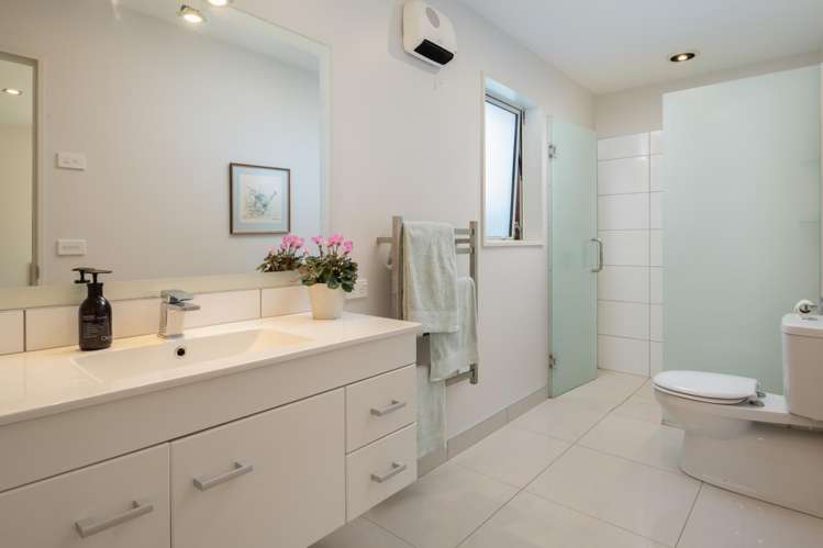 10 Windsor Close Springlands_13