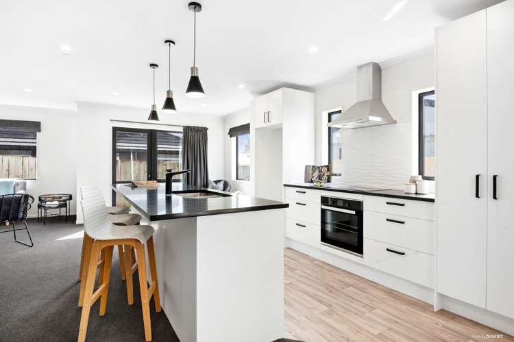 21 Russell Avenue Pukekohe_6