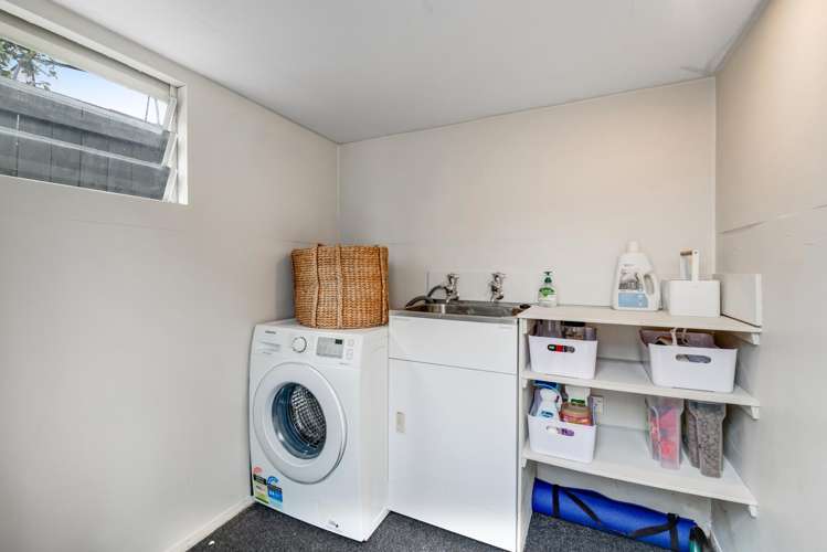 1 Karaka Street Helensville_22