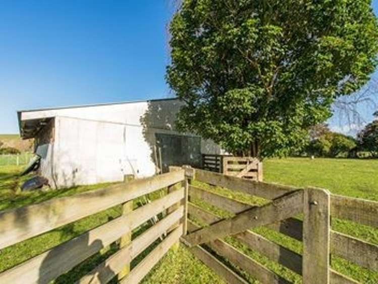 110 Riverbank Road Okoia_14