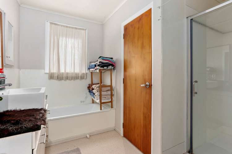 5 Drive Pickering Avenue Manurewa_14