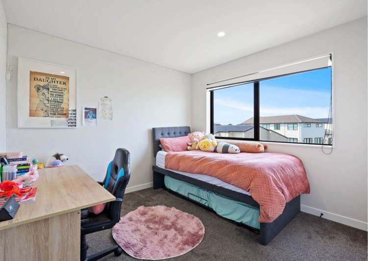 12 Korowhiti Road Clarks Beach_13
