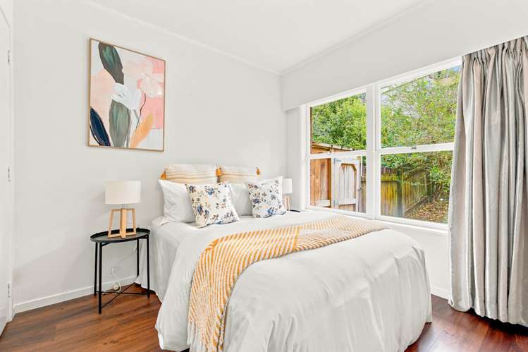 59B Ayton Drive Totara Vale_13