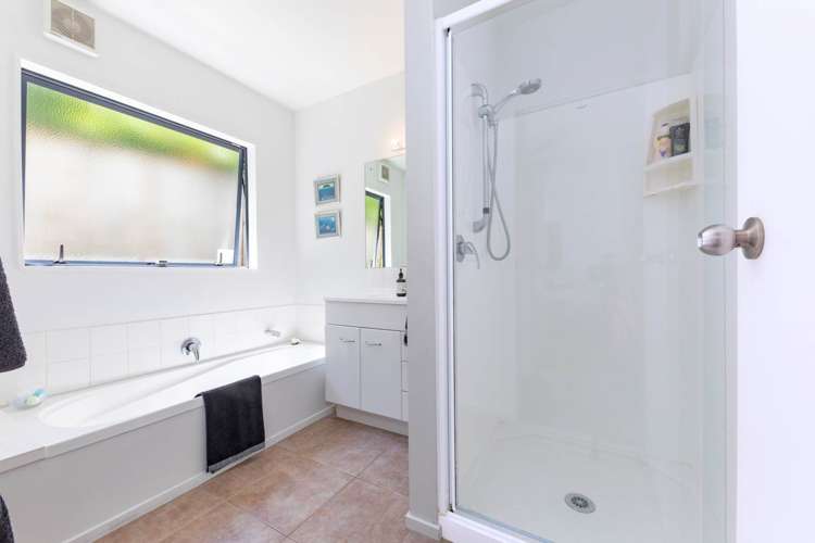 82d Woodglen Road Glen Eden_15