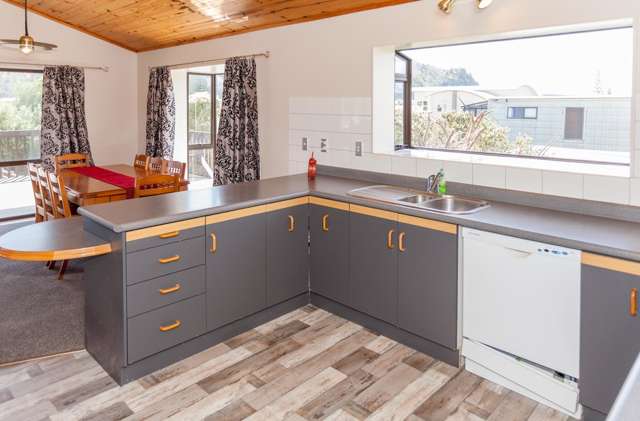 211b Barrowclough Road Whangamata_3