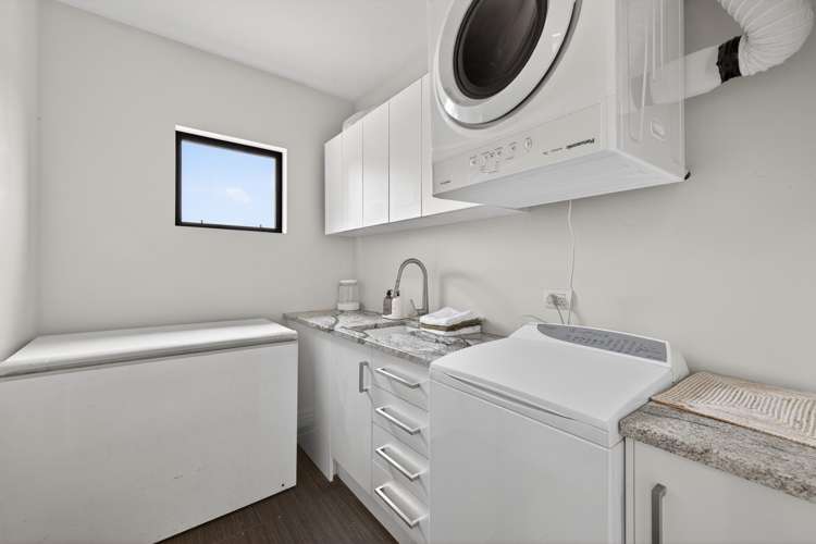 1 Vahsel Bay Place Wigram_26