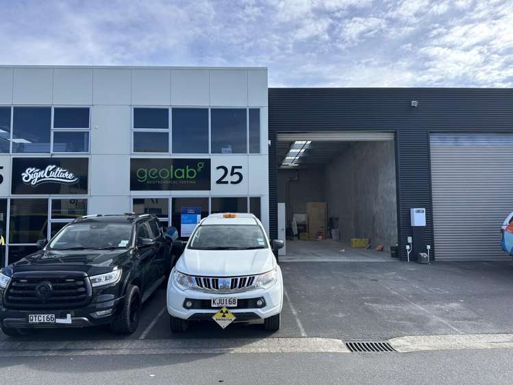 Unit 25, 38 Ashley Place_0