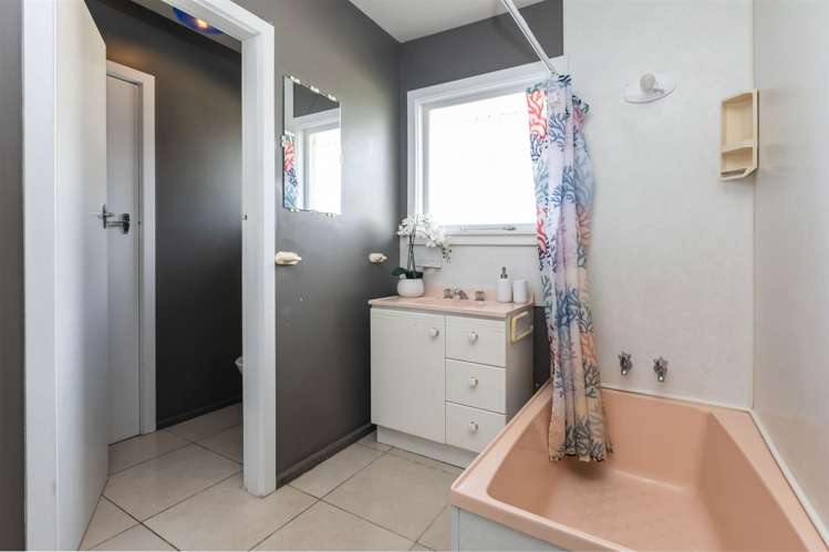 86 Blankney Street Hornby_11