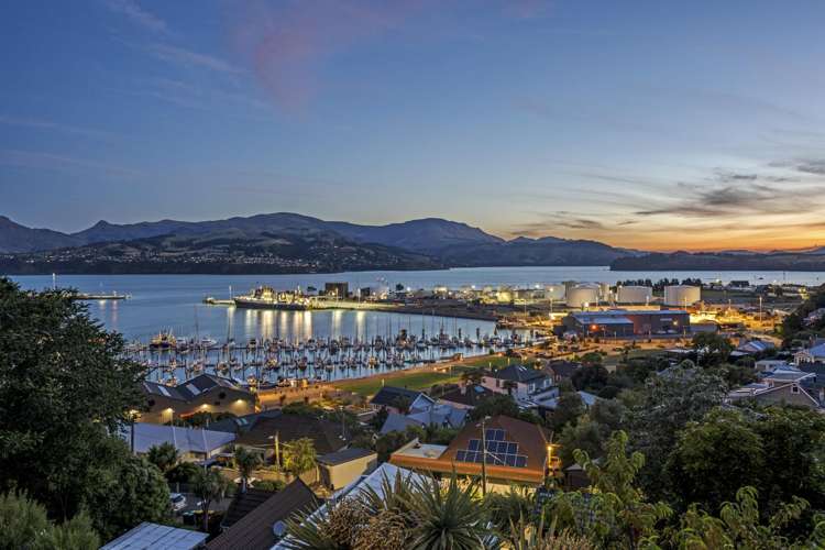 17 Cunningham Terrace Lyttelton_2