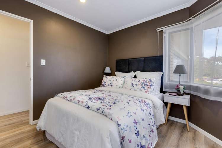 11 Linicro Place Wattle Downs_13