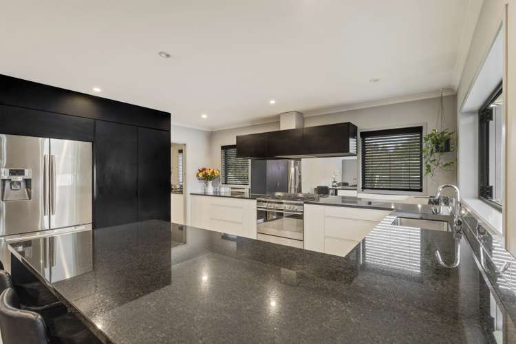 1216 Egmont Road Egmont Village_11