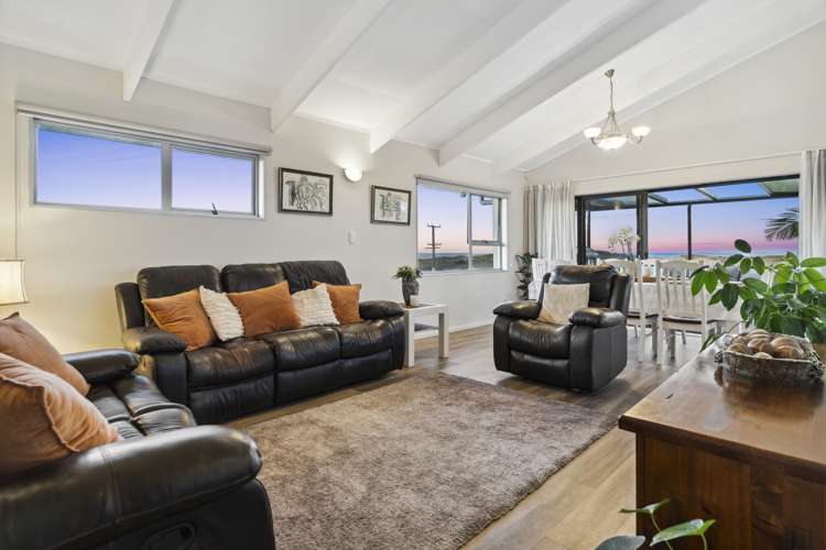 982 Papamoa Beach Road Papamoa_12