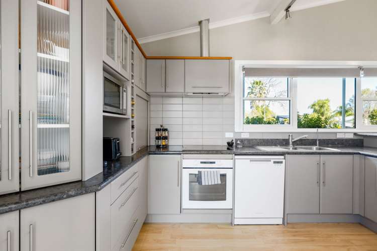 34 Fuchsia Avenue Pukete_9