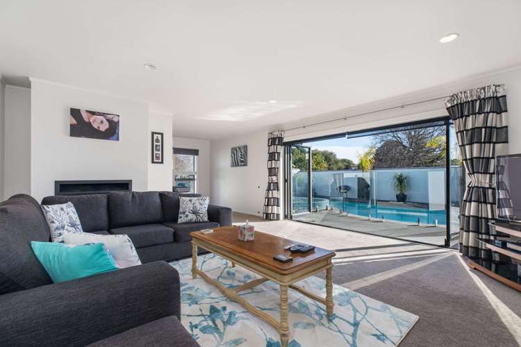 6 Tyrian Close Half Moon Bay_4