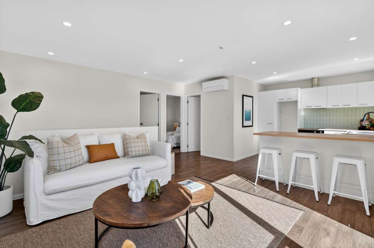 242 Molesworth Drive_5