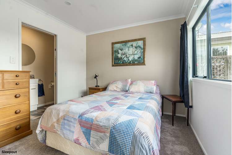 50 Athena Drive Totara Vale_14