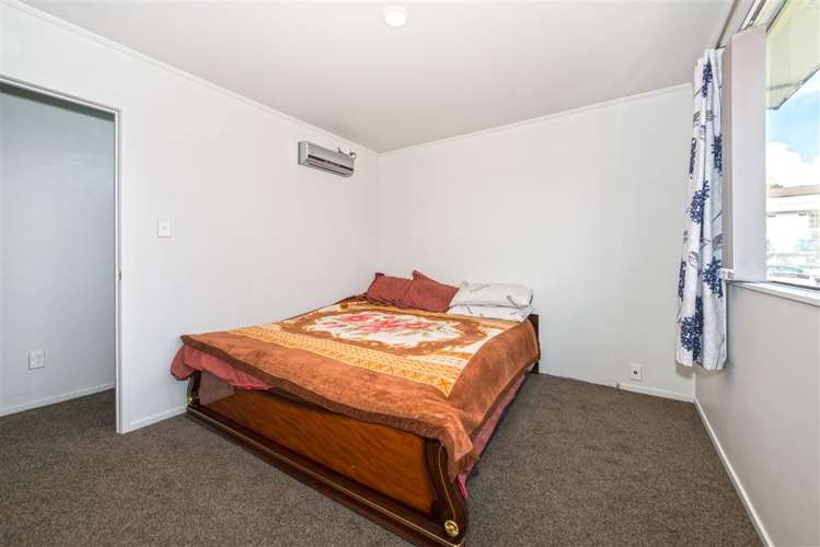 7 Halloran Place Massey_10